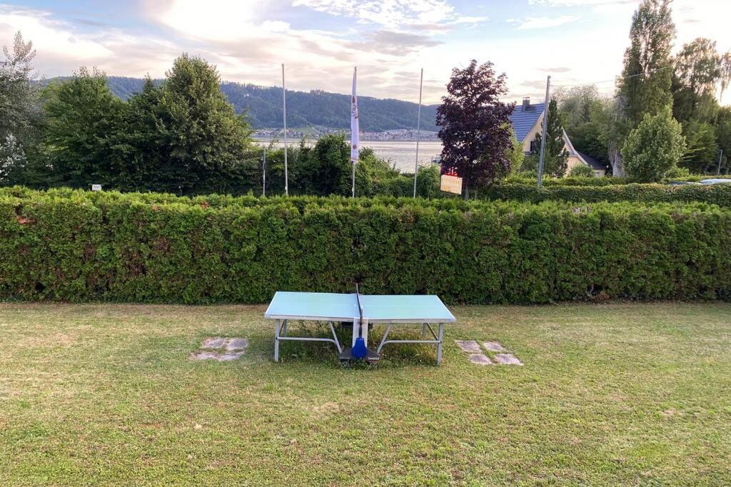 Die Seeblume - Ferienwohnung mit Pool und Seeblick Bodman-Ludwigshafen Exterior foto